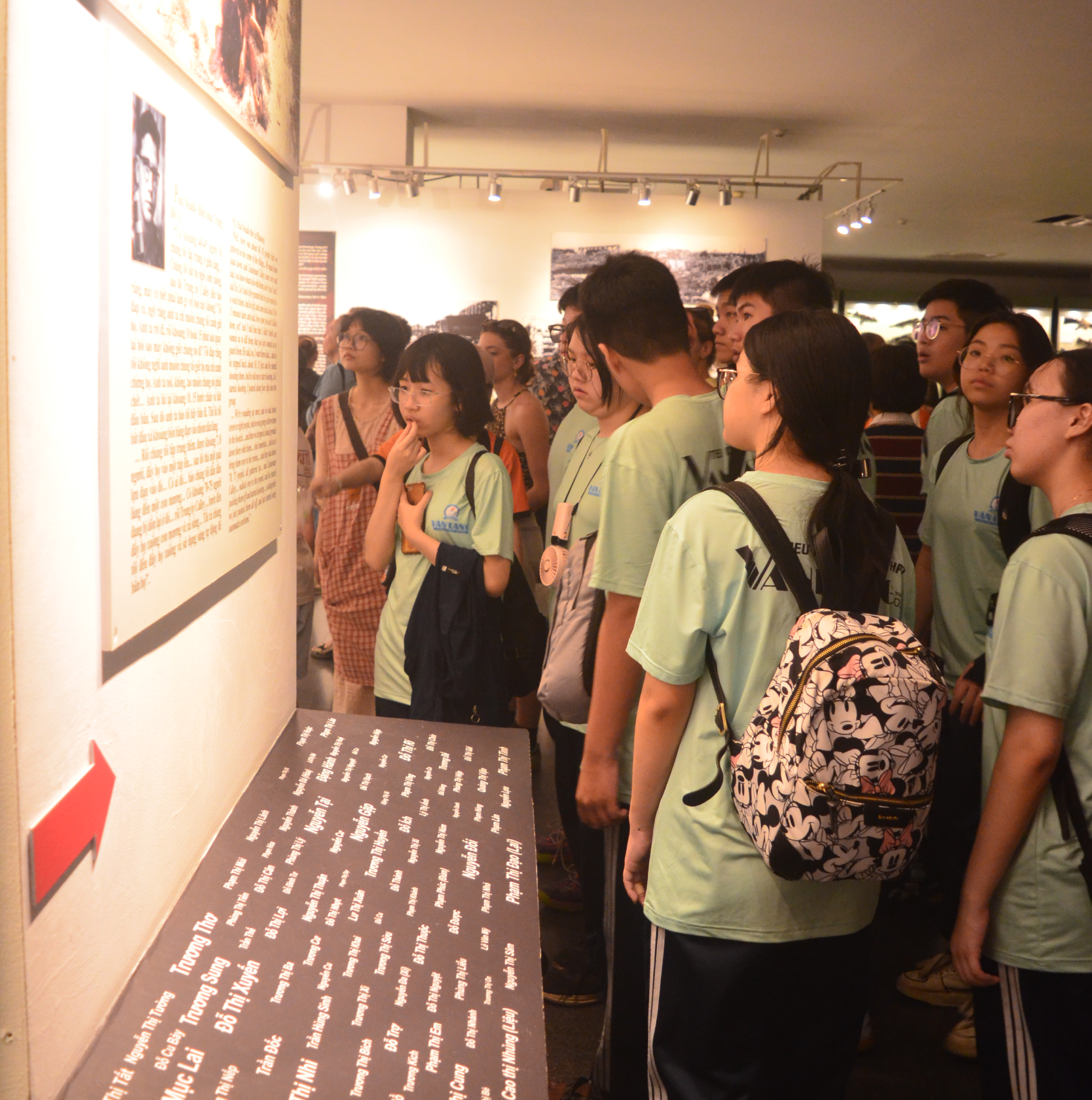 Hoạt động ngoại khóa môn LS&ĐL